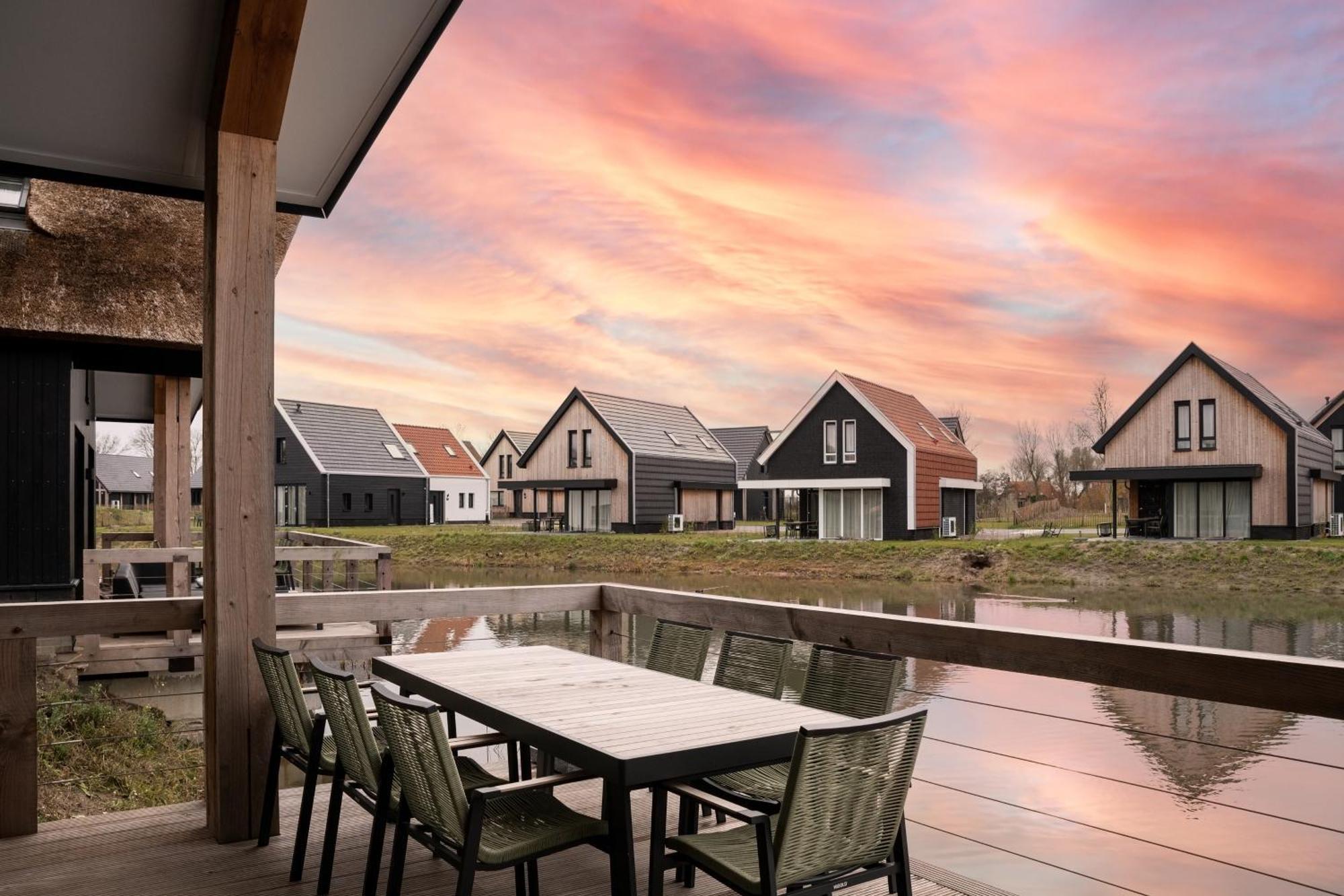 Dormio Resort Nieuwvliet-Bad Bagian luar foto